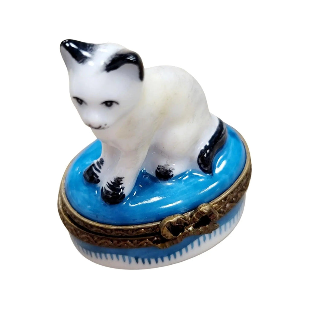 The Mini White Siamese Cat, a Limoges keepsake with true French charm