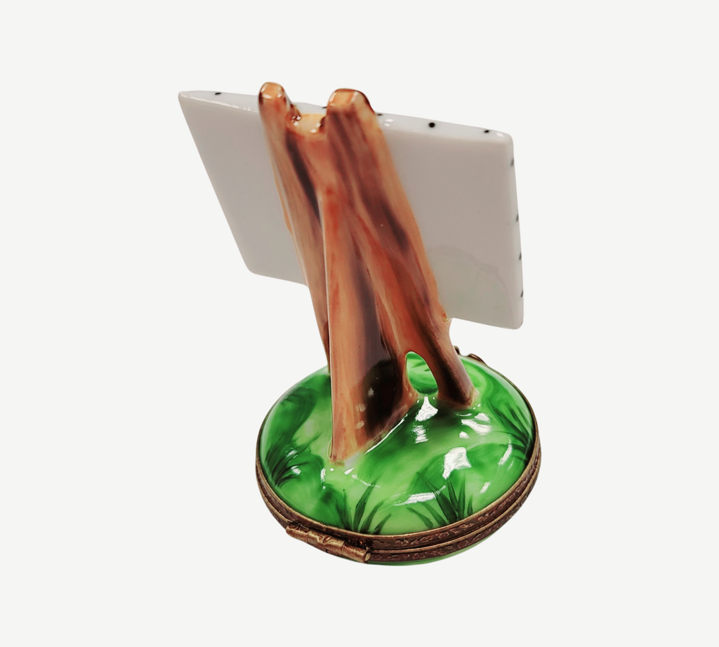 Philadelphia Easel Limoges Box Figurine, view 3