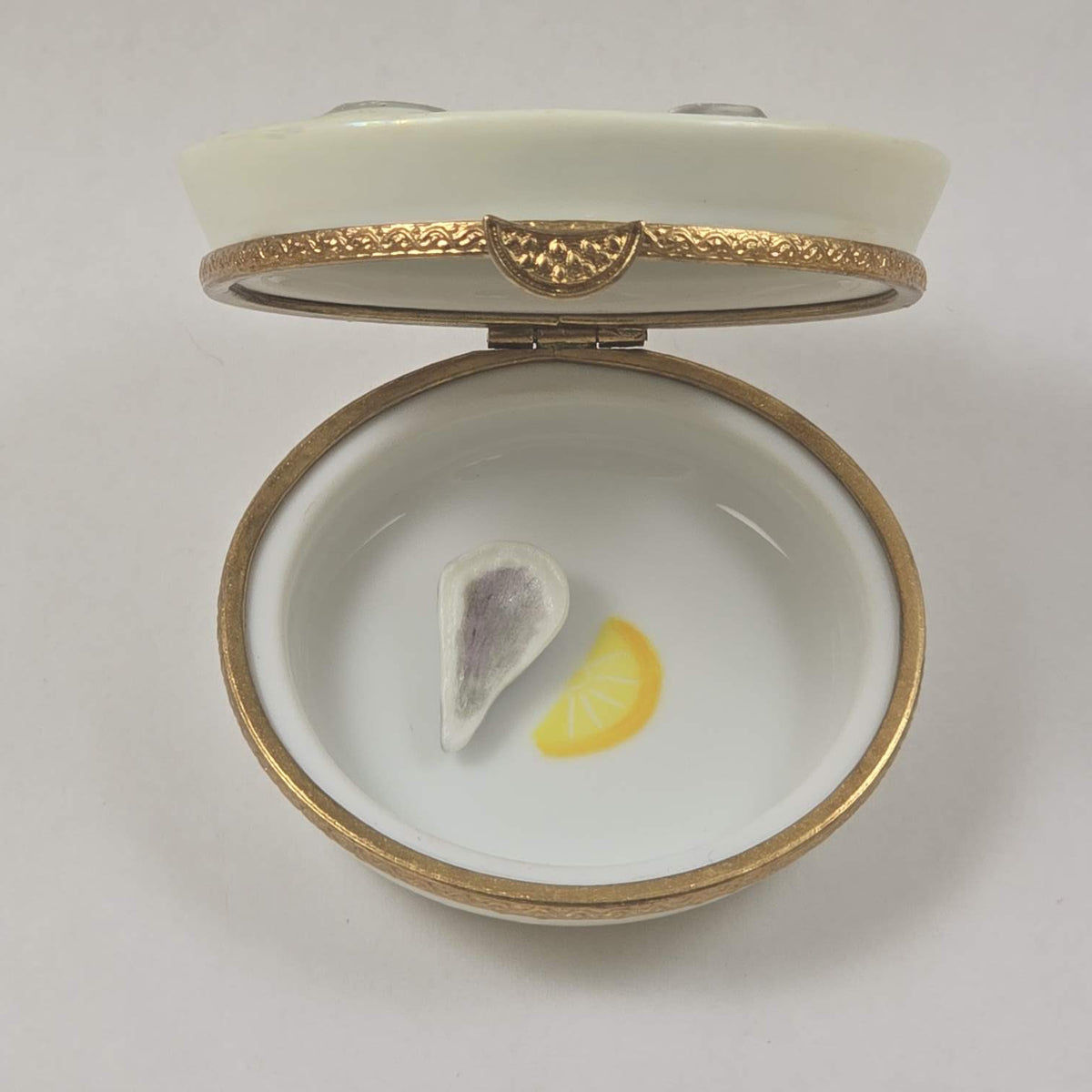 Rochard Oyster Plate Limoges Box HandPainted Porcelain Trinket, view 2