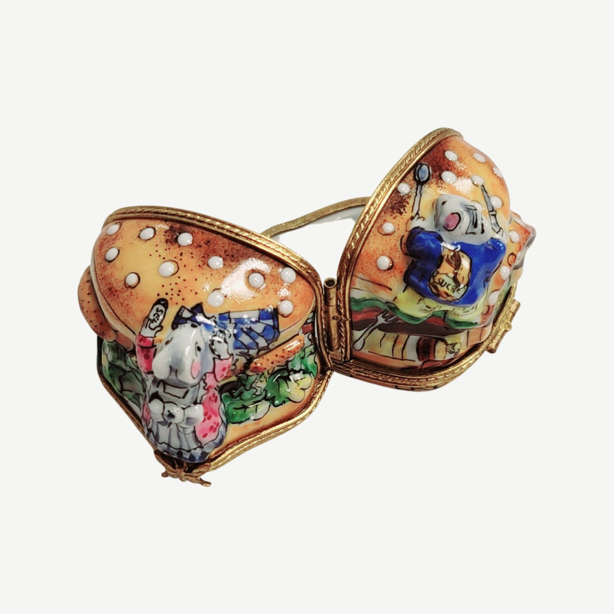 A thoughtful gift for Francophiles: the 3 Hinged Mice House Eating Cheeseburger Limoges box