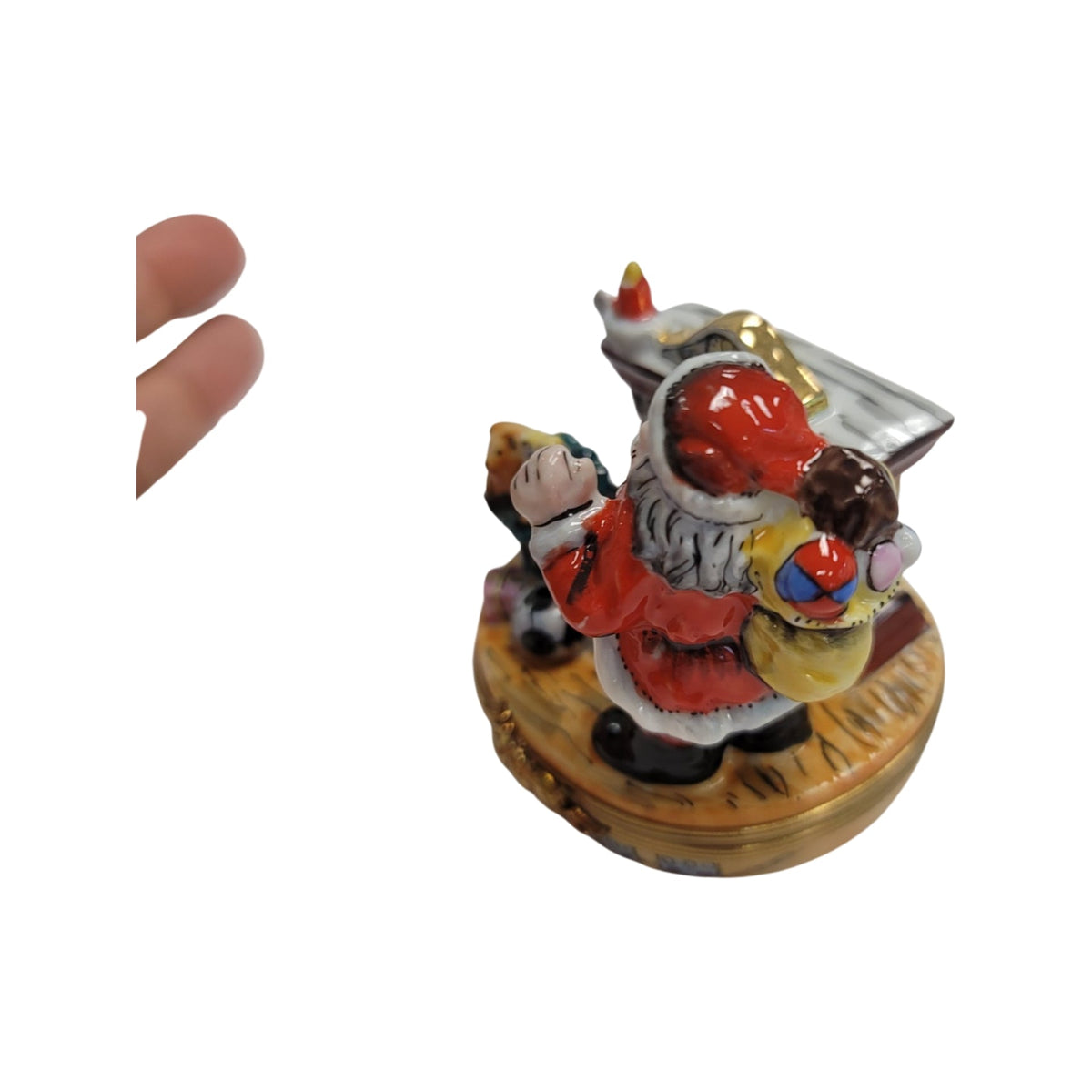 Santa Fireplace Figurine Limoges Box, view 6