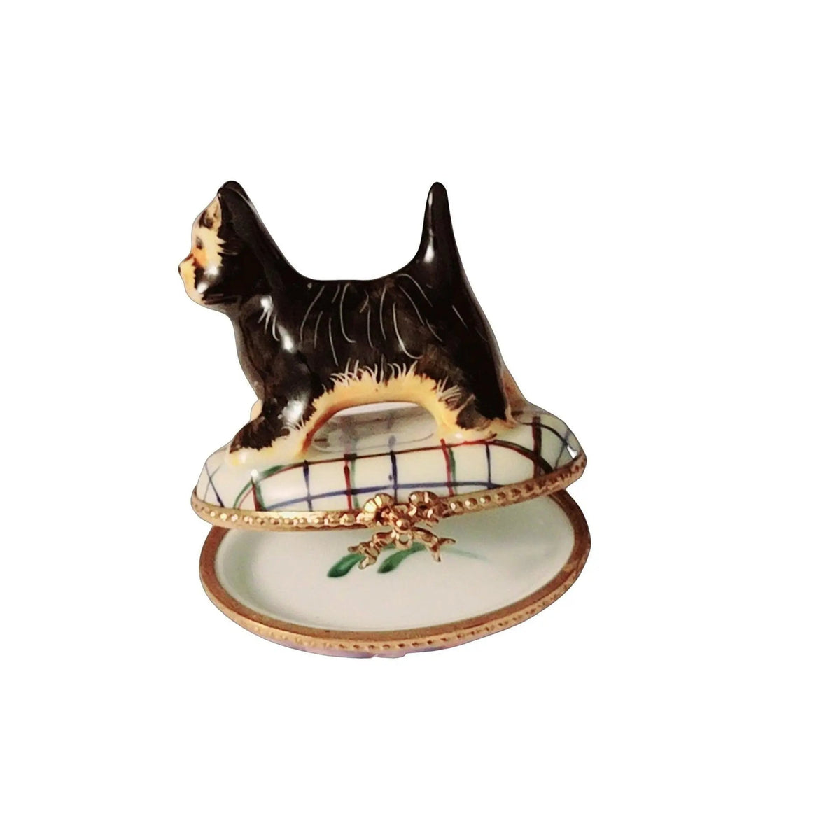The Scottish Terrier Dog Number 1 of 750, a Limoges keepsake with true French charm