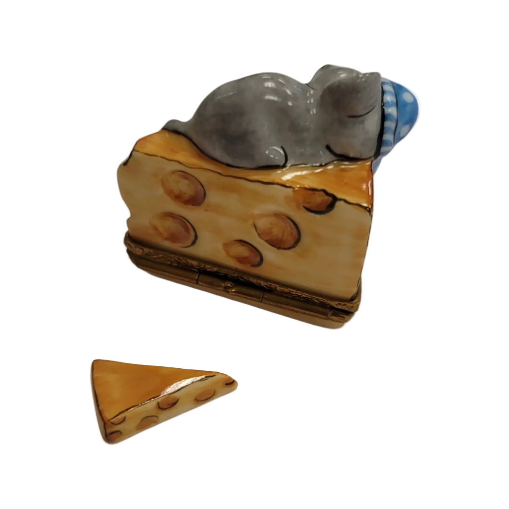 Mouse on Cheese Sleeping Limoges Box, view 3