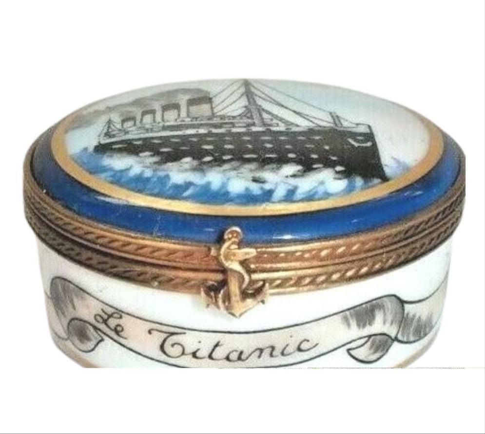 Ronde le Titanic Round Limoges Box Figurine for Collectors, view 6