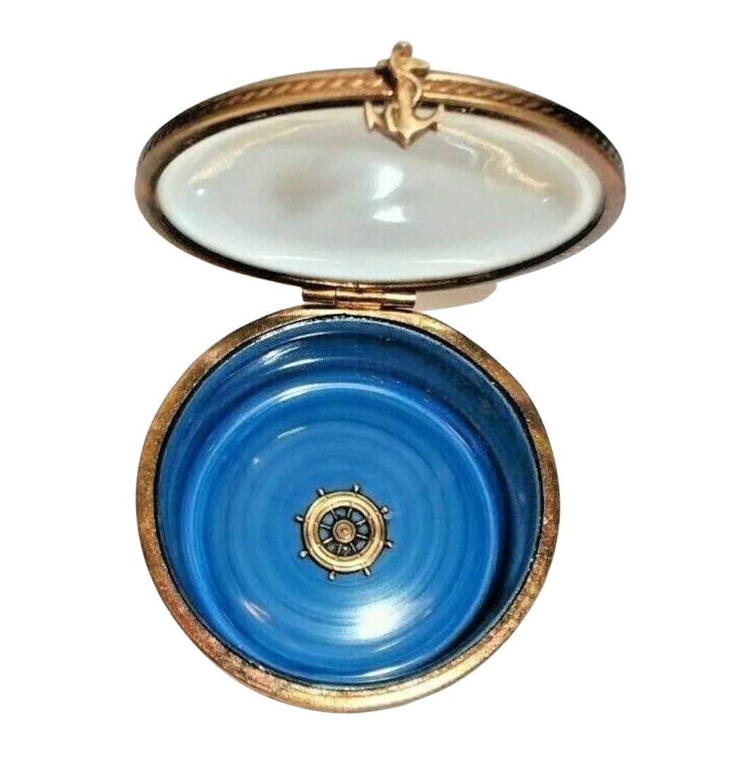 Ronde le Titanic Round Limoges Box Figurine for Collectors, view 7