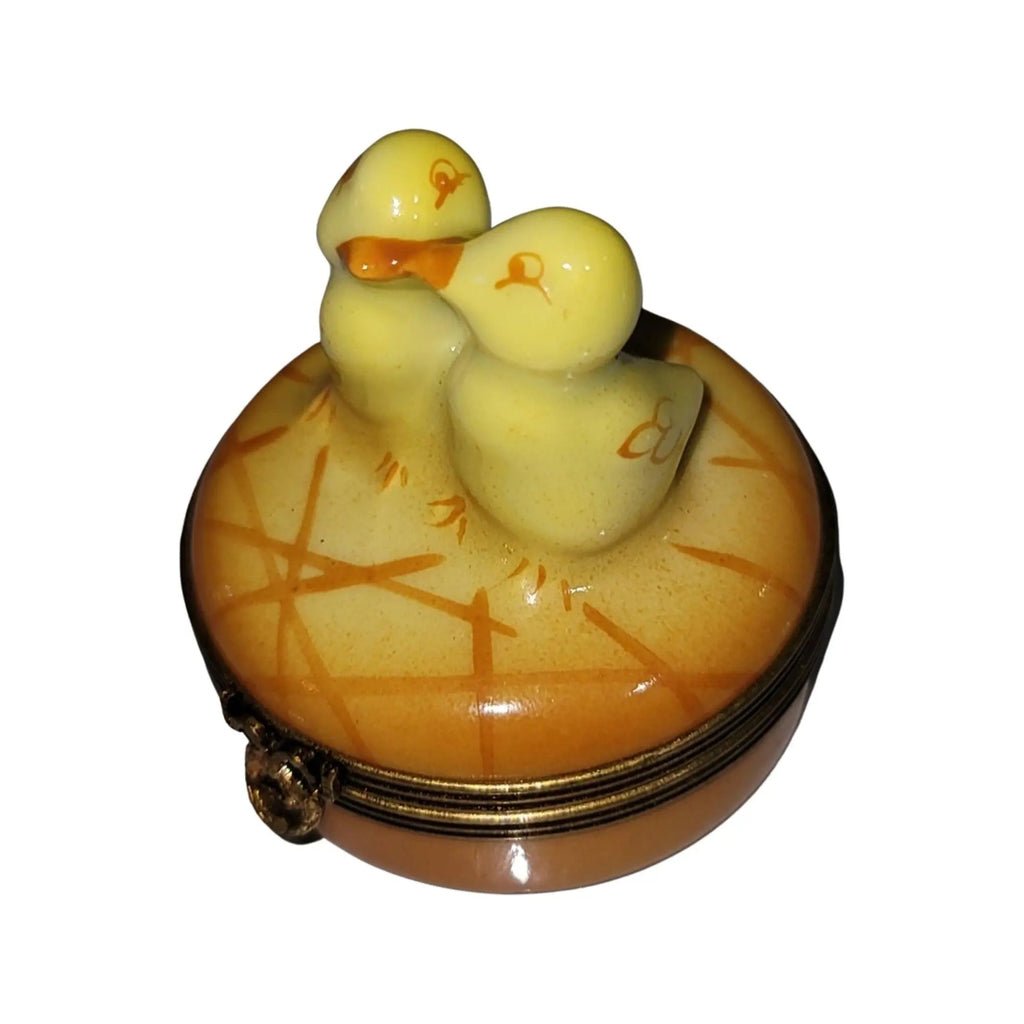 Two Chicks Smooching Box for Bird Lovers, view 6