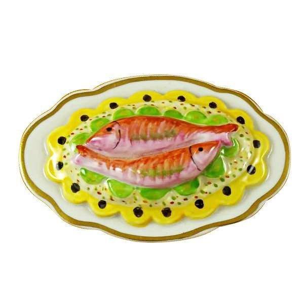 Two Fish on a Platter Limoges Box, view 3