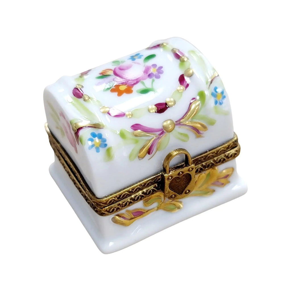 White Chest Roses Locket Clasp Box, view 4