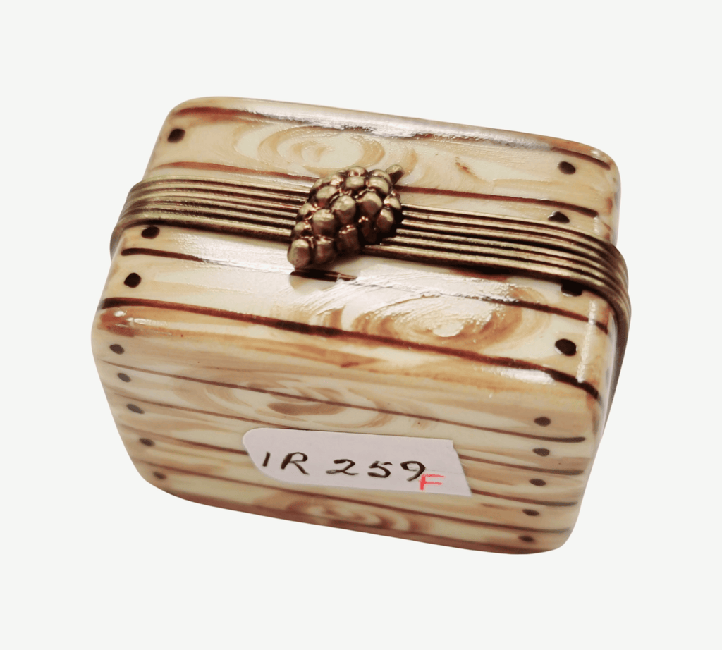 Gift idea for someone who loves France: 3 Bottles Wine Limoges box