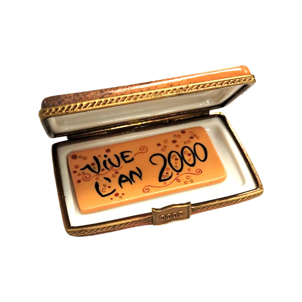 Year 2000 Letter to Paris Limoges Box Figurine Collectors, view 2