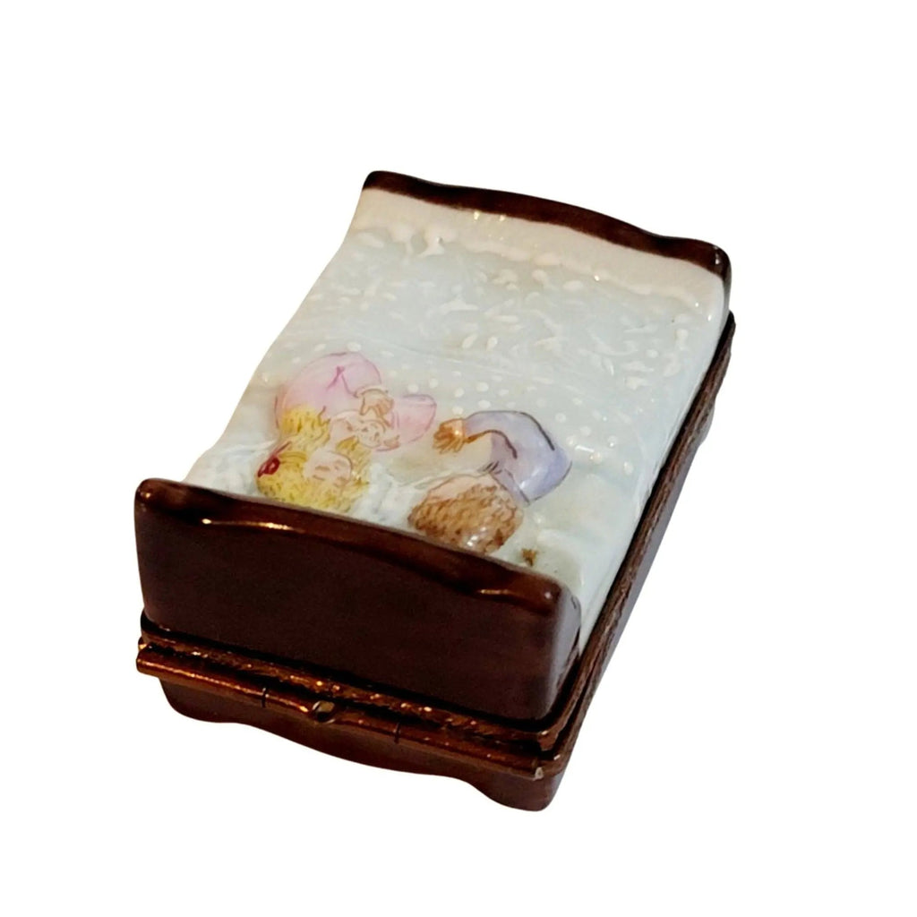 Young Lovers Couple in Bed Limoges Box Figurine Limoges, view 5