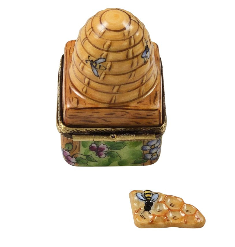 Beehive W Removable HoneyComb, view 3