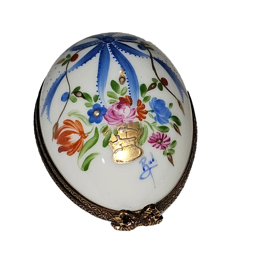 Blue Porcelain Egg w Painted Bow Flowers Marie Antoinette, view 3