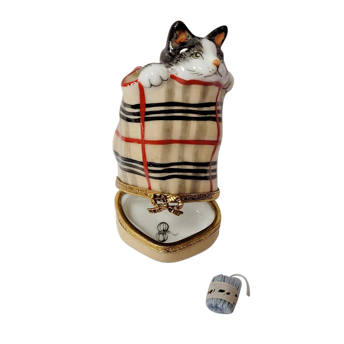 Cat in Berberry Bag with Ball of Yarn Limoges Box, view 3