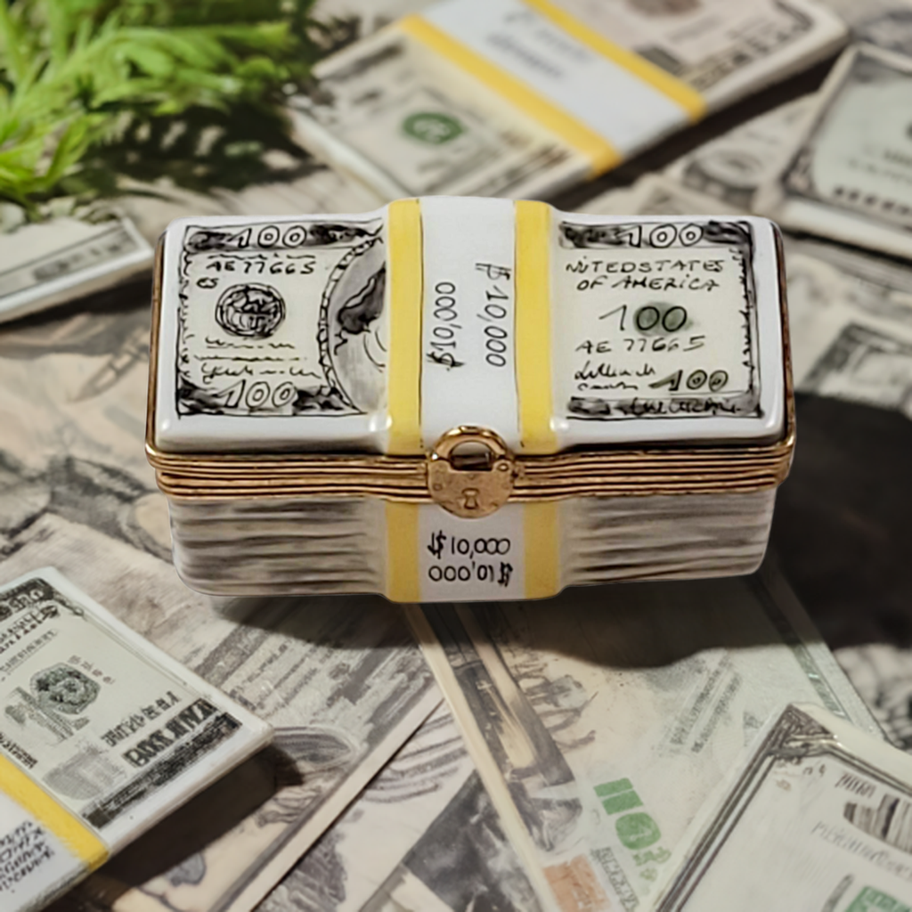 A thoughtful gift for Francophiles: the 10,000 Dollar Bundle Limoges box