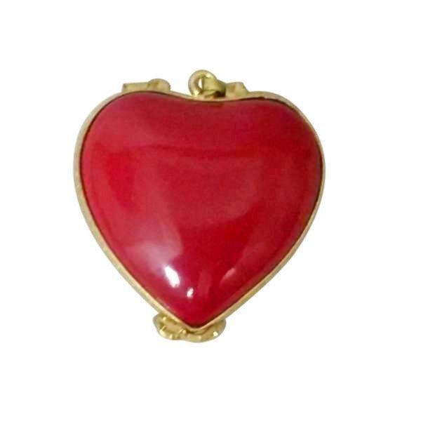 Painted details on the My Love Forever Yours Red Heart Pendant Limoges box, French art in miniature