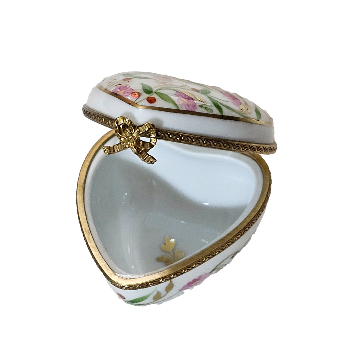White Heart w Pink Flowers Limoges Box, view 3