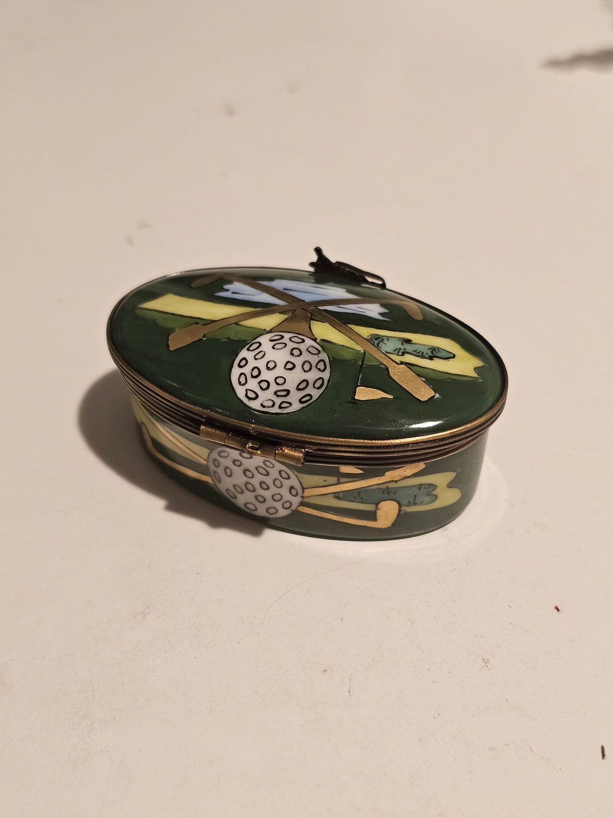 Oval Green Golf for Enthusiasts Limoges Box, view 4
