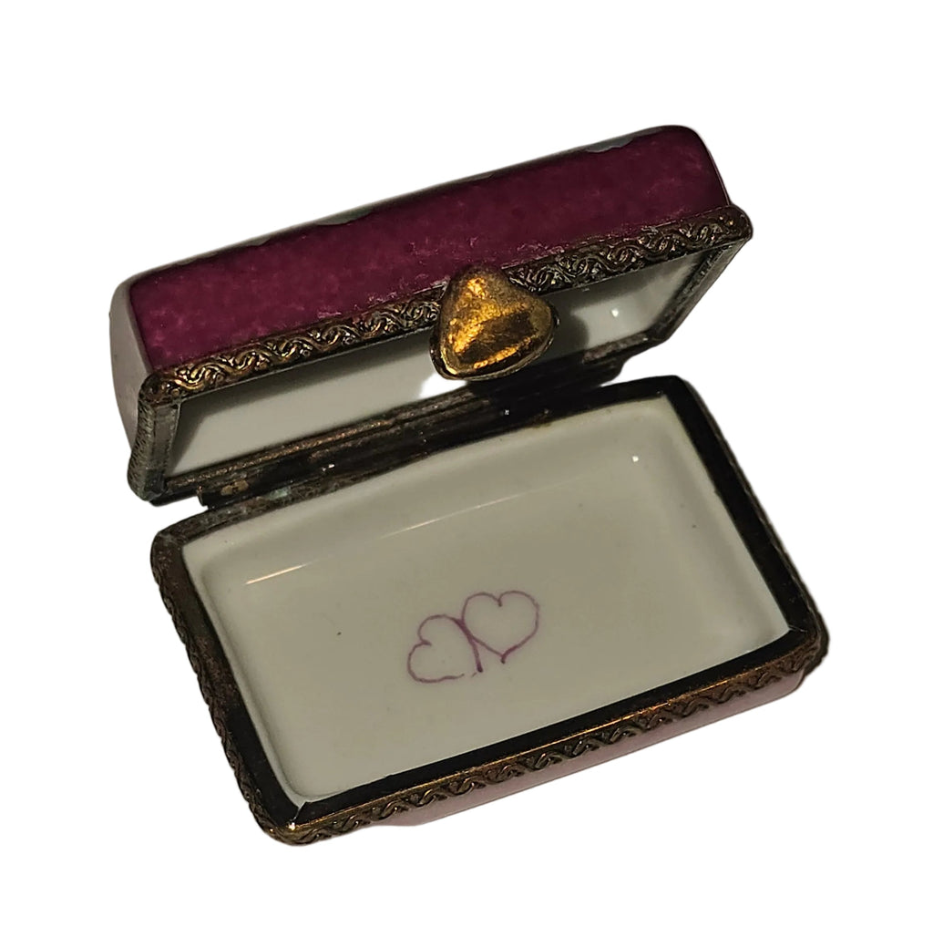 Je T'aime Light Pink Oval Limoges Box, view 2