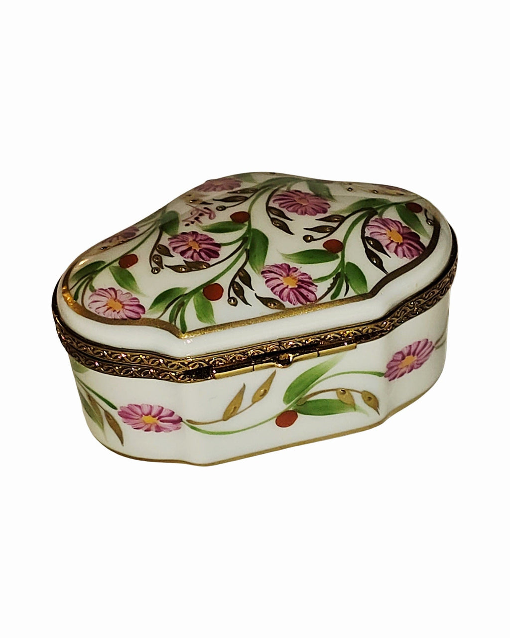Scalloped Madam Pompadour Roses Limoges Box w Vine, view 3