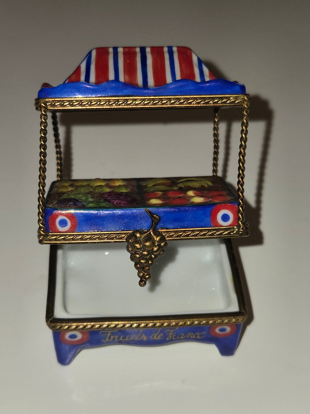 Blue Fruit Stand, view 3