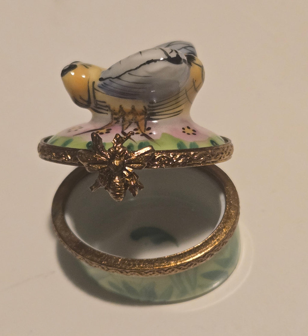 Mini Bee Limoges Box for Collectors, view 3