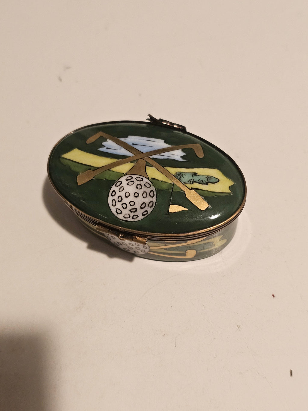 Oval Green Golf for Enthusiasts Limoges Box, view 5