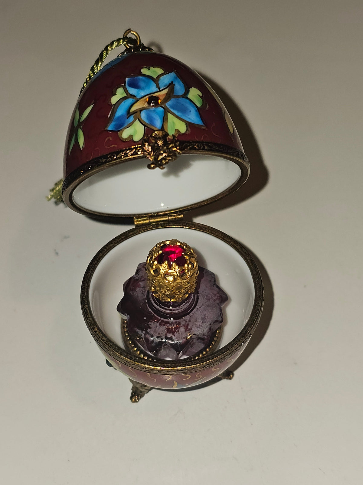 Footed Red Perfume Porcelain Egg Bold w Tassel, view 3