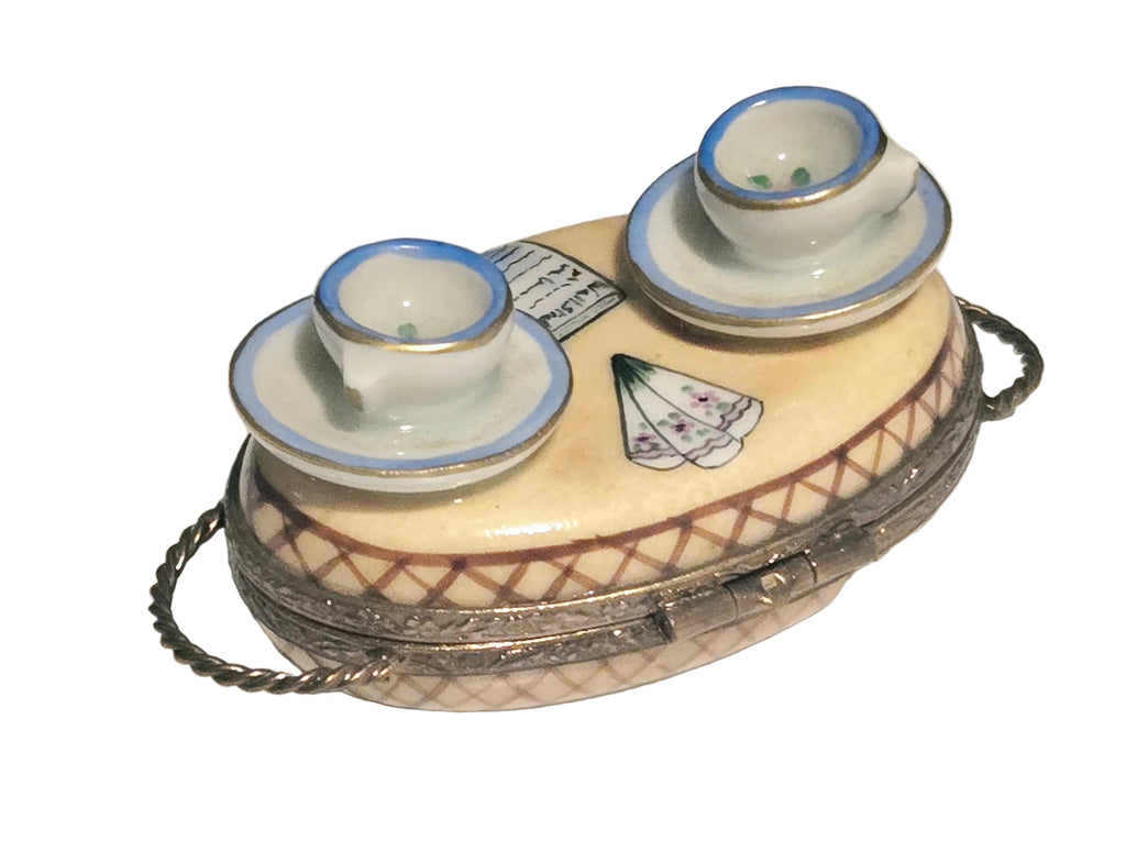 Tea Time for Two w Teacups Limoges Box, view 3