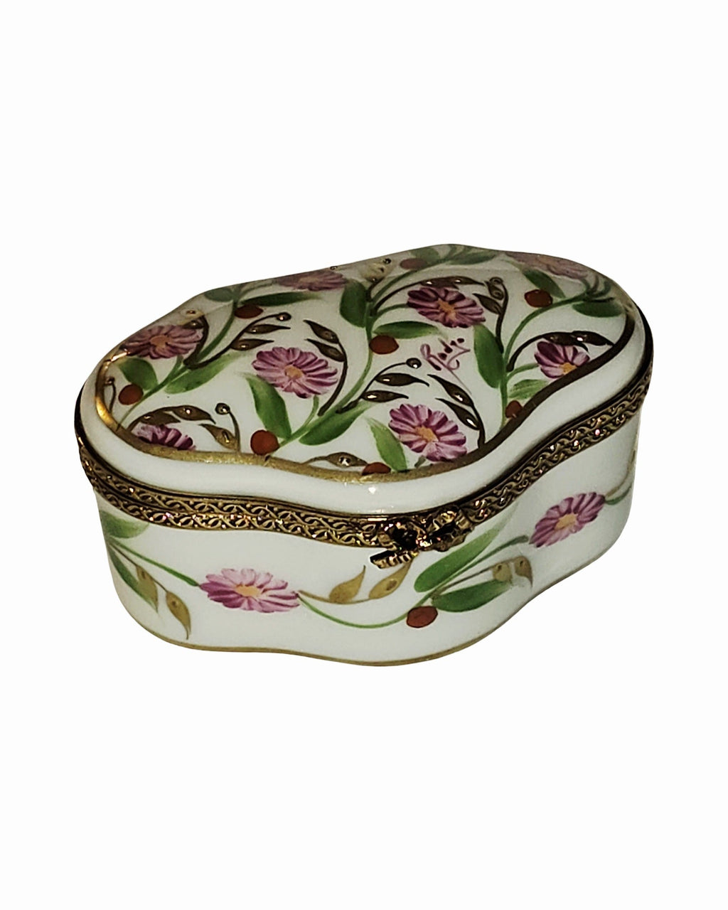 Scalloped Madam Pompadour Roses Limoges Box w Vine, a hand-painted Limoges porcelain gift