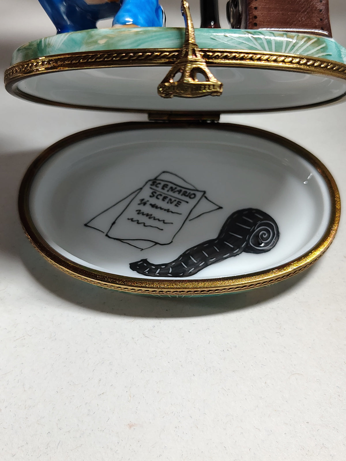 Director of Movie Film Camera Limoges Box Figurine, view 15