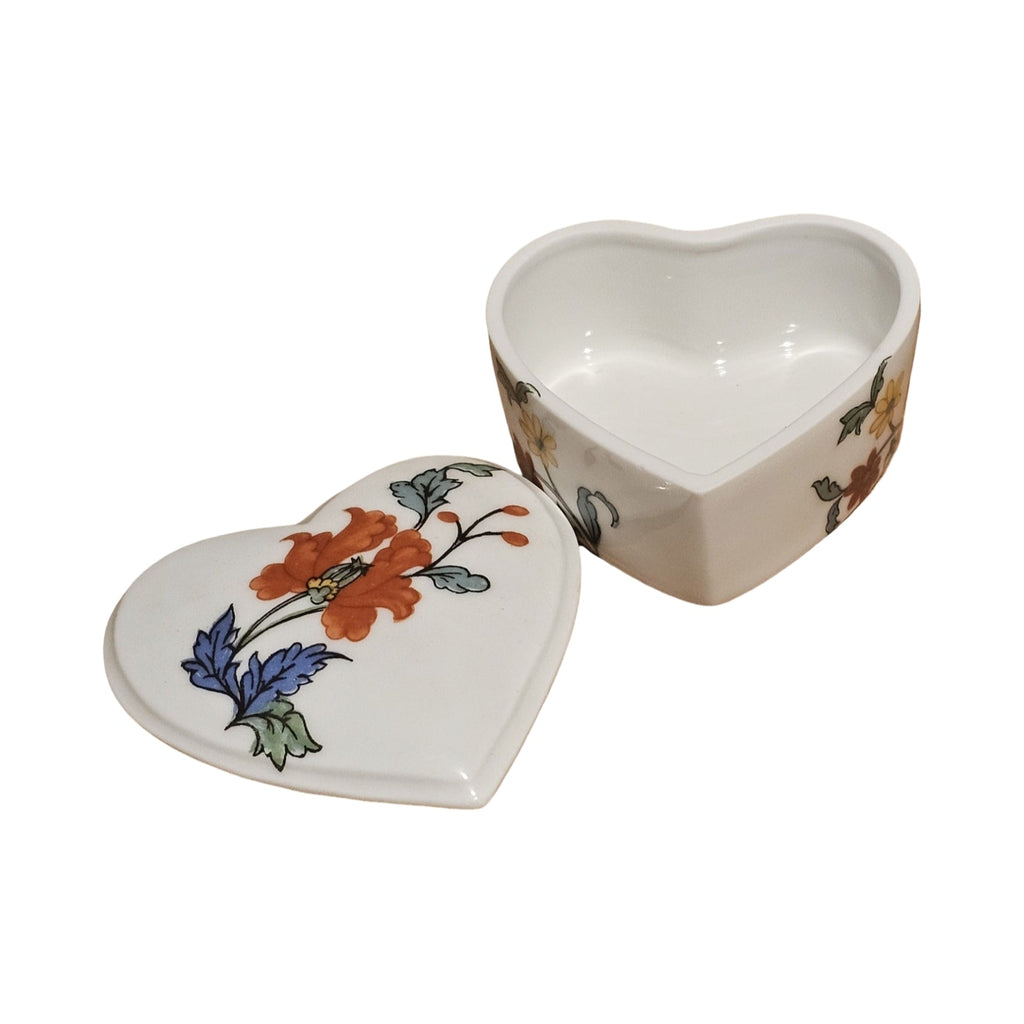 Heart Porcelain Art Object Rochard no hinge, view 2