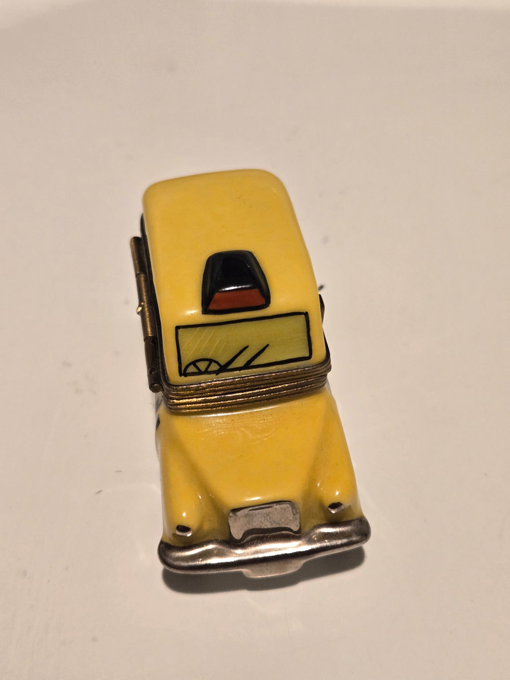 Yellow Taxi Limoges Box, view 5